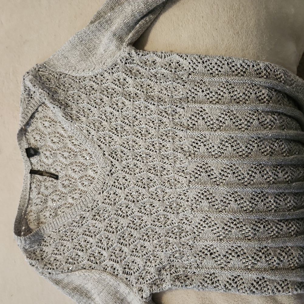 Sweater - Picture 4 of 5